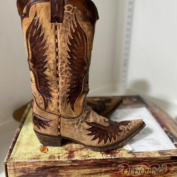 Women’s size 10 Old Gringo boots. - Picture 3 of 9